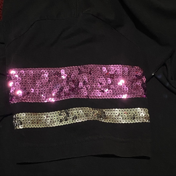 Victoria’s Secret PINK black bling V-Neck tee size small - Picture 4 of 10